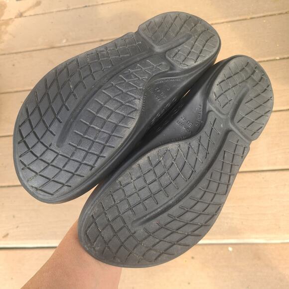 Oofos Ooriginal Unisex Recovery Sandals Flip Flops Classic Black‎ Men 9 Women 11 - Picture 8 of 8